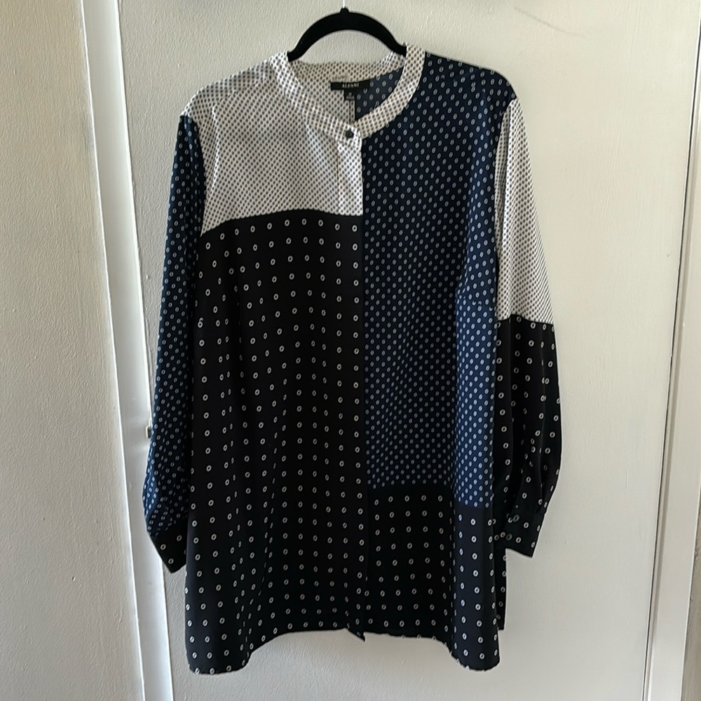 Alfani long sleeve blouse buttoned down